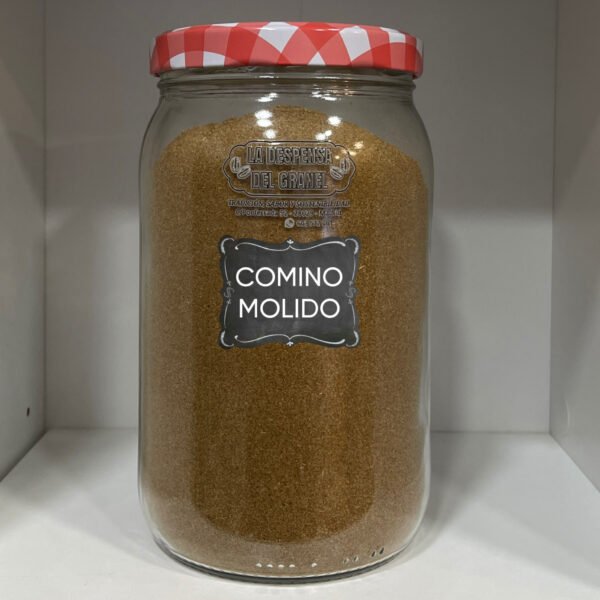 30E74828-721A-483E-902C-887F98FE3057 Intenso, terroso y ligeramente especiado: el toque que transforma tus recetas. Aroma intenso y especiado. Notas cálidas y ligeramente terrosas. Sabor profundo y persistente. Realza legumbres y guisos tradicionales. Un imprescindible en la cocina internacional.