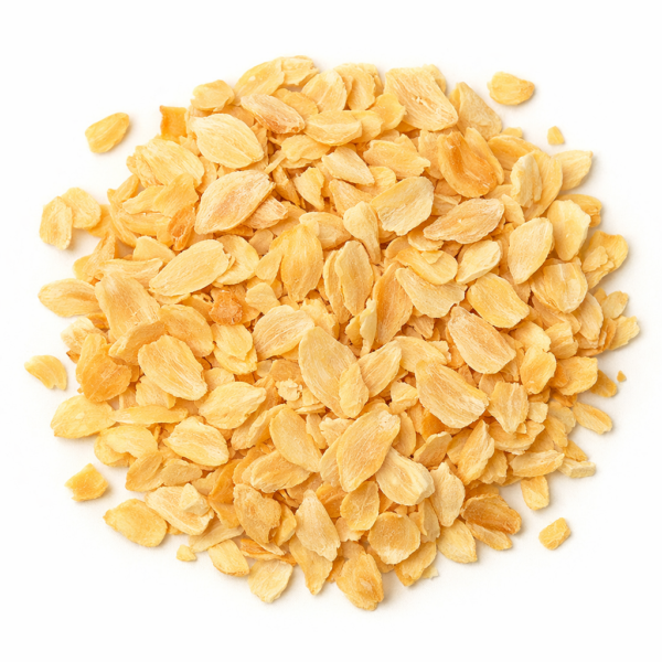 El ajo en escamas concentra todo el carácter del ajo fresco en un formato práctico, aromático y fácil de usar. Al hidratarse en la cocción, libera su aroma profundo, ligeramente dulce y sabroso, aportando esa base irresistible que transforma cualquier plato en algo reconfortante y lleno de sabor. Su textura en láminas secas permite dosificarlo con precisión y evitar el trabajo de pelar o picar, manteniendo la intensidad natural del ajo. Es ideal para guisos, salsas, arroces, carnes, verduras salteadas, adobos y mezclas de especias. Al contacto con el calor o los líquidos, las escamas se rehidratan, desarrollando un sabor redondo, equilibrado y menos agresivo que el ajo crudo, pero igual de aromático. Un imprescindible de despensa para cocinar rápido sin renunciar al sabor auténtico.