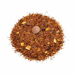 El Rooibos con naranja y chocolate es una infusión natural que combina los beneficios del Rooibos (Aspalathus linearis) con el sabor dulce y aromático del chocolate y el toque cítrico de la naranja. Esta mezcla proporciona una bebida sin cafeína, ideal para cualquier momento del día, que aporta antioxidantes, minerales y bienestar general, con un perfil sensorial único que combina dulzor, frescura y calidez. Es una opción atractiva para consumidores que buscan una bebida saludable, reconfortante y sabrosa, perfecta para el consumo diario y para quienes buscan alternativas naturales al café o té.