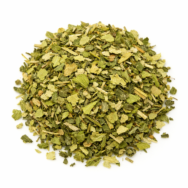 Infusión ligera, digestiva y para el bienestar diario El Té Línea Silueta es una mezcla de plantas seleccionadas inspirada en la fitoterapia y la tradición herbal, pensada para acompañar rutinas de cuidado personal y hábitos de vida saludables. Su combinación de té verde y plantas aromáticas ofrece una infusión equilibrada, ligera y agradable, ideal para quienes buscan sentirse más ligeros y cuidar su bienestar digestivo en el día a día.