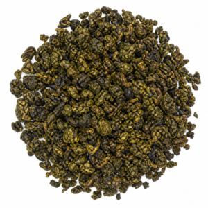 Té Azul Oolong a granel – Té semioxidado suave, aromático y equilibrado El Té Azul Oolong es un té tradicional elaborado a partir de hojas de Camellia sinensis, caracterizado por su oxidación parcial, que lo sitúa entre el té verde y el té negro. Esta particular elaboración le confiere un perfil único, equilibrado y lleno de matices. Su infusión destaca por su sabor suave y complejo, con notas que pueden ser florales, tostadas o ligeramente afrutadas según su origen. Es una opción muy apreciada por quienes buscan un té con carácter, pero más delicado que el té negro y más redondo que el té verde. Gracias a su contenido natural en cafeína, el té Oolong es ideal para acompañar el día a día, aportando una sensación de activación suave y sostenida. En LA DESPENSA DEL GRANEL lo ofrecemos a granel, permitiendo conservar su frescura, ajustar la cantidad y disfrutar de un producto natural y de calidad.