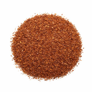 El rooibos (Aspalathus linearis) es una infusión tradicional originaria de Sudáfrica, conocida por su sabor suave, ligeramente dulce y su color rojizo característico. A diferencia del té, el rooibos no contiene cafeína de forma natural, lo que lo convierte en una opción ideal para disfrutar a cualquier hora del día, incluso por la noche. En LA DESPENSA DEL GRANEL seleccionamos rooibos natural de calidad, elaborado a partir de hojas y tallos finos fermentados y secados cuidadosamente para conservar su aroma y sabor.