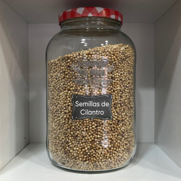 Suaves, aromáticas y ligeramente dulces: el equilibrio perfecto en tus mezclas y guisos. Semillas pequeñas y aromáticas. Aroma suave con notas cítricas. Sabor cálido y ligeramente dulce. Se intensifica al tostarlas. Un básico en mezclas orientales y mediterráneas.