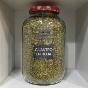 Aromático, vibrante y lleno de carácter: el toque final que transforma cualquier plato. Aroma fresco y herbal. Notas ligeramente cítricas y anisadas. Color verde natural. Sabor vibrante y aromático. El toque final perfecto para realzar tus recetas.