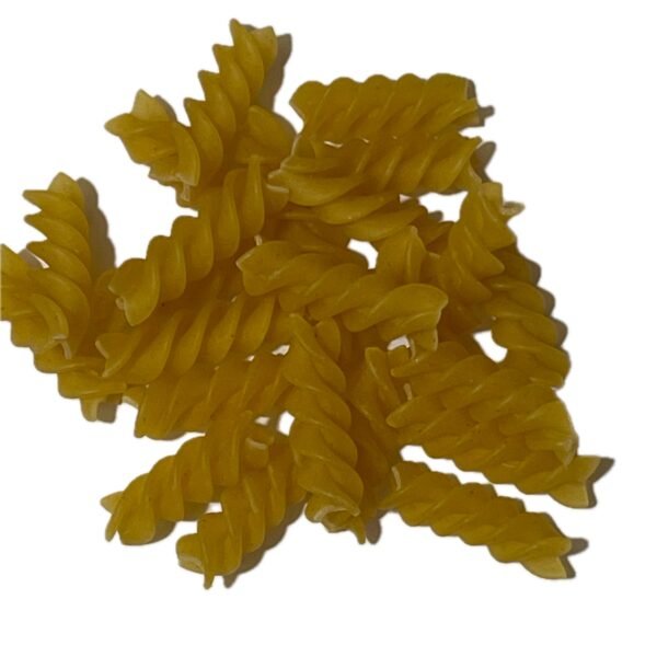 IMG_5642 La forma perfecta para abrazar cada salsa Color marfil natural. Textura firme y agradable al dente. Forma en espiral que retiene mejor la salsa. Sabor suave y tradicional. Un básico versátil para tu cocina diaria.