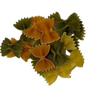 Color, diversión y sabor en cada bocado Colores vivos y alegres en cada lazo. Textura firme y agradable al dente. Sabor suave y equilibrado. Perfecta para ensaladas y platos creativos. Un básico divertido y tradicional en tu cocina.
