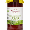 La Miel Joyra Anís 100% Pura y de Origen Nacional es una miel aromática y única, elaborada a partir del néctar de flores y plantas con esencia de anís, recolectadas en entornos naturales de España. Su color ámbar claro y brillante se acompaña de un aroma delicado y dulce con el característico toque anisado, ofreciendo una experiencia sensorial envolvente. Cada cucharada proporciona un sabor suave y redondo, con un equilibrio elegante entre dulzura y notas herbales, perfecto para disfrutar sola o como ingrediente en infusiones, postres y recetas creativas. Miel 100% cruda y natural, cuidadosamente seleccionada para conservar toda su pureza, nutrientes y autenticidad.