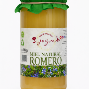 La Miel de Romero Joyra 1kg es una miel delicada y aromática, elaborada con néctar de flores de romero recolectadas en entornos naturales de España. Su color claro y brillante acompaña un aroma fresco y floral, mientras su sabor suave, ligeramente herbal, despierta los sentidos en cada cucharada. Perfecta para endulzar infusiones, yogures, tostadas o añadir un toque especial a tus recetas, esta miel cruda conserva toda su pureza y textura natural, ofreciendo una experiencia auténtica, versátil y natural en la cocina.
